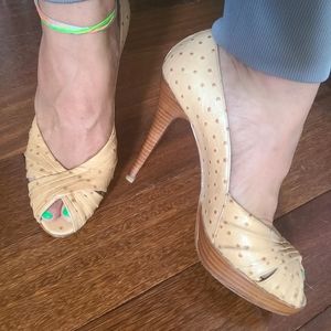 🪶SW Leather Ostrich tan open toe pumps